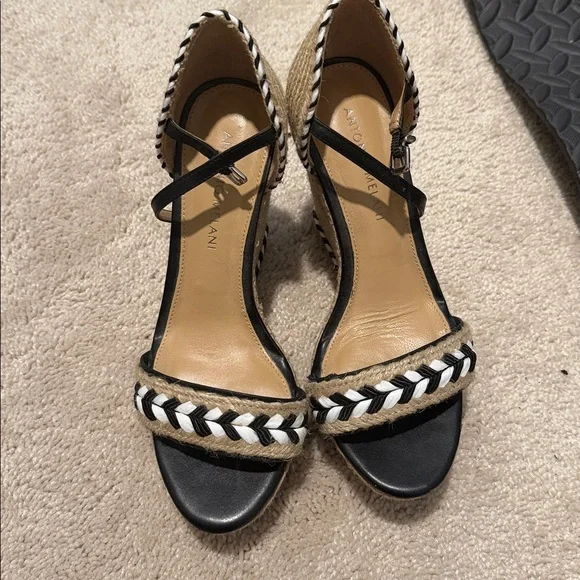 ANTONIO MELANI Black and Tan Woven Wedges - Picture 2 of 7
